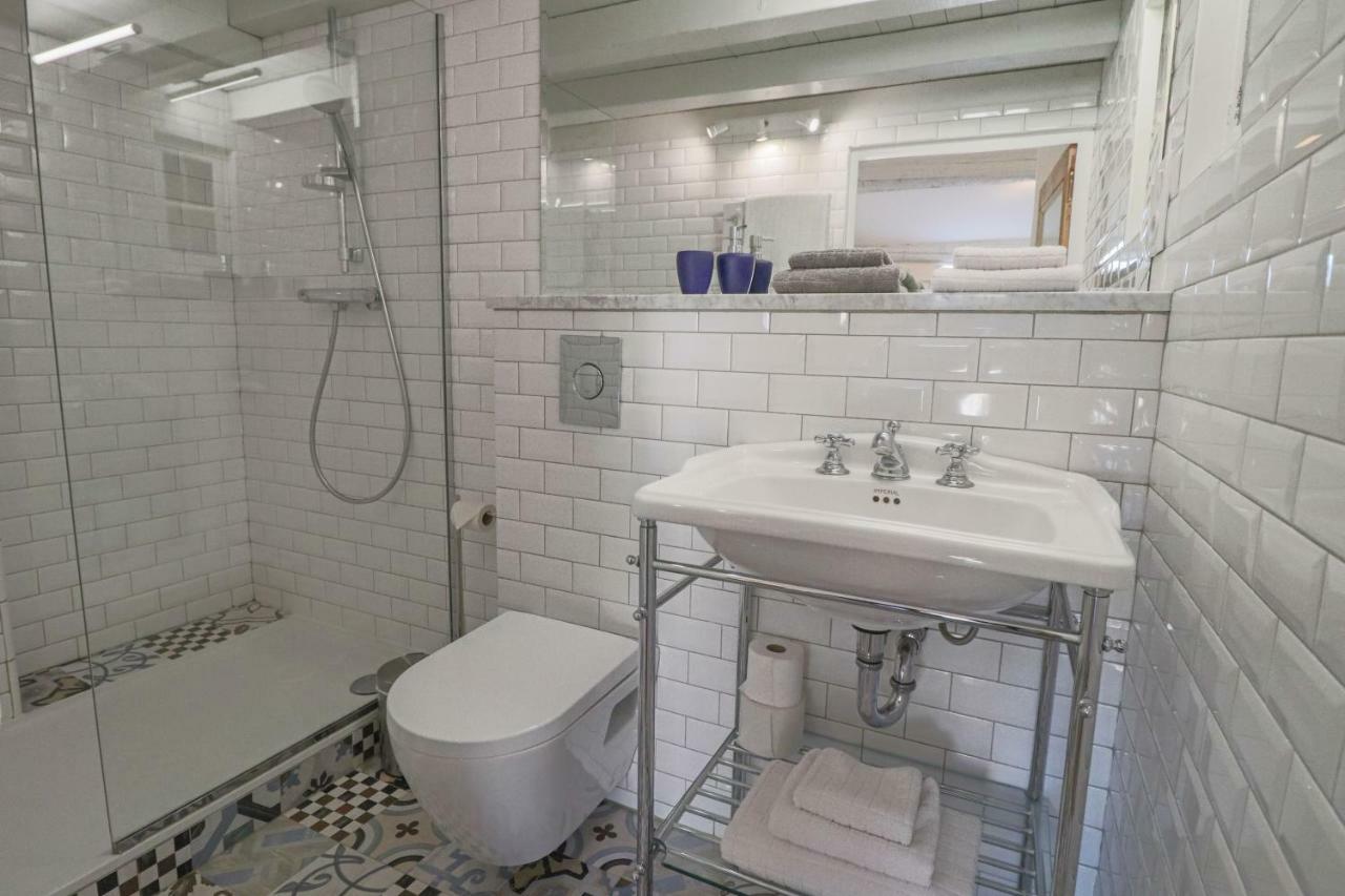 Clt - Unique Duplex & Terrace On The Provencal Market أنتيب المظهر الخارجي الصورة